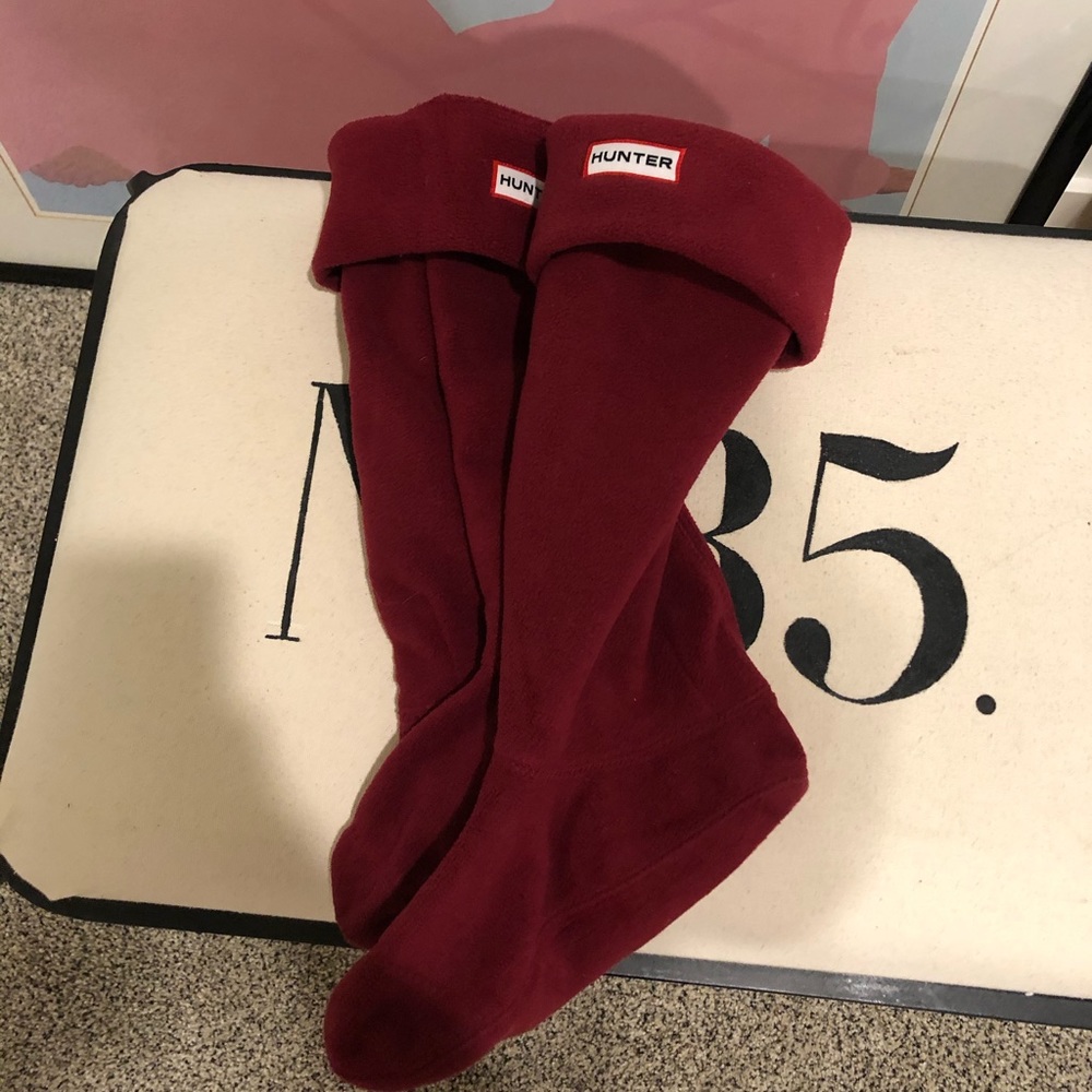 Hunter boot burgundy red socks